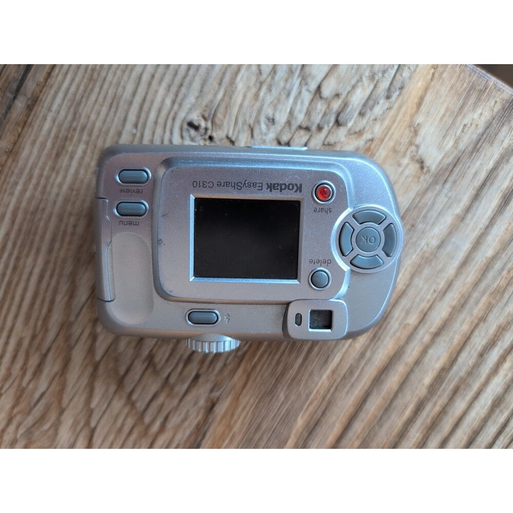 Kodak EasyShare C310 4.0MP 35mm Compact Digital Camera Parts Only Not Tested - Picture 9 of 16